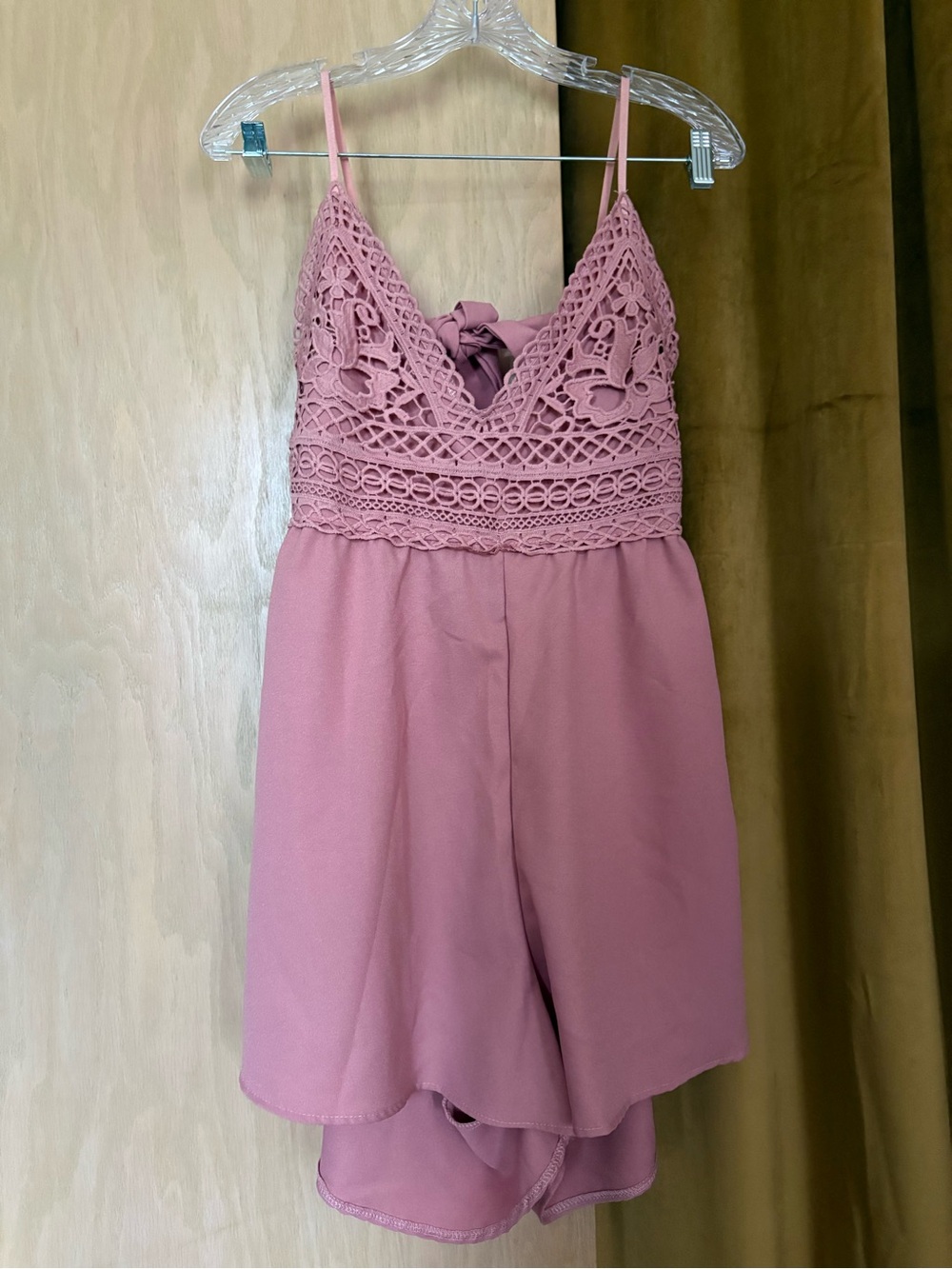 Delicate Crochet Lace Romper - Dusty Rose